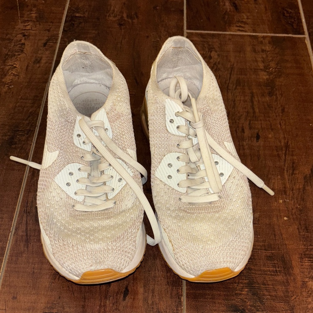 Nike Women's Beige Sneakers